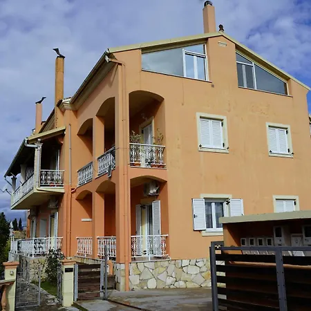 Marios Family House 2 *
